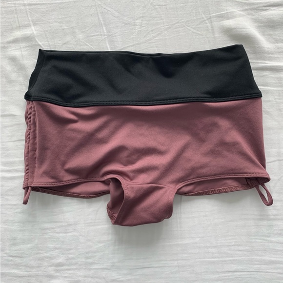 Gym to Swim Ruched Back Shortie - Picture 6 of 7